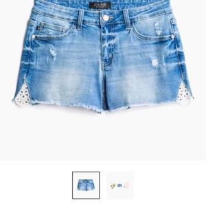 Judy Blue Mila Crochet Detailed Jean Short